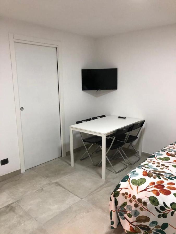 那不勒斯 Nadyle House酒店 外观 照片