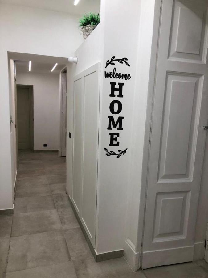 那不勒斯 Nadyle House酒店 外观 照片
