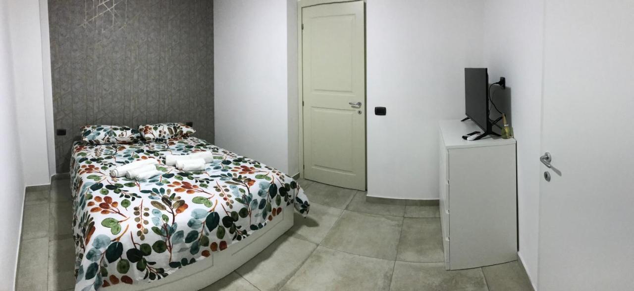 那不勒斯 Nadyle House酒店 外观 照片